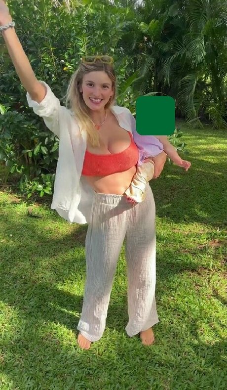 Isabella Abell pretty star img