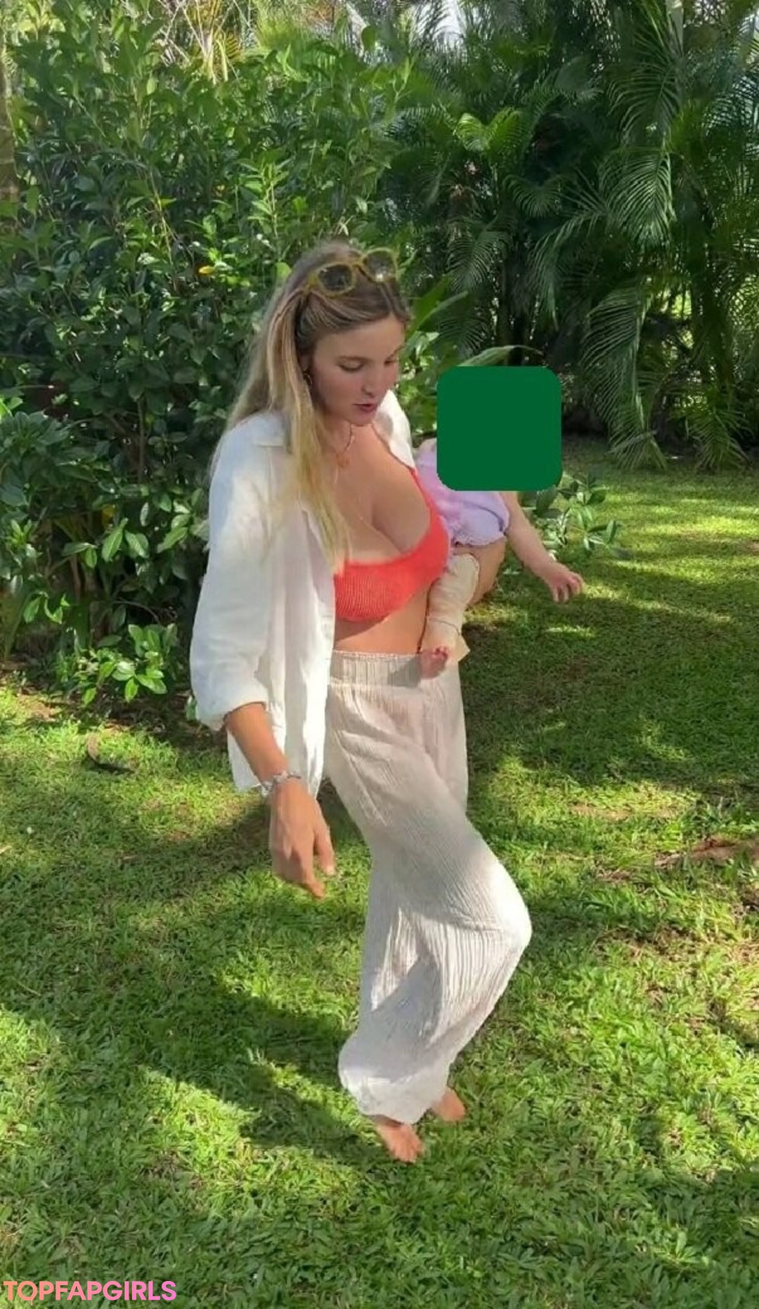 pale teen onlyfans sexy pics