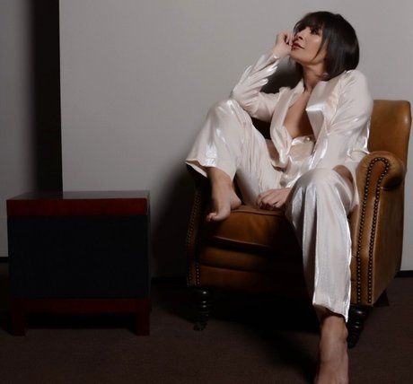 Sheila Capriolo porn model galleries