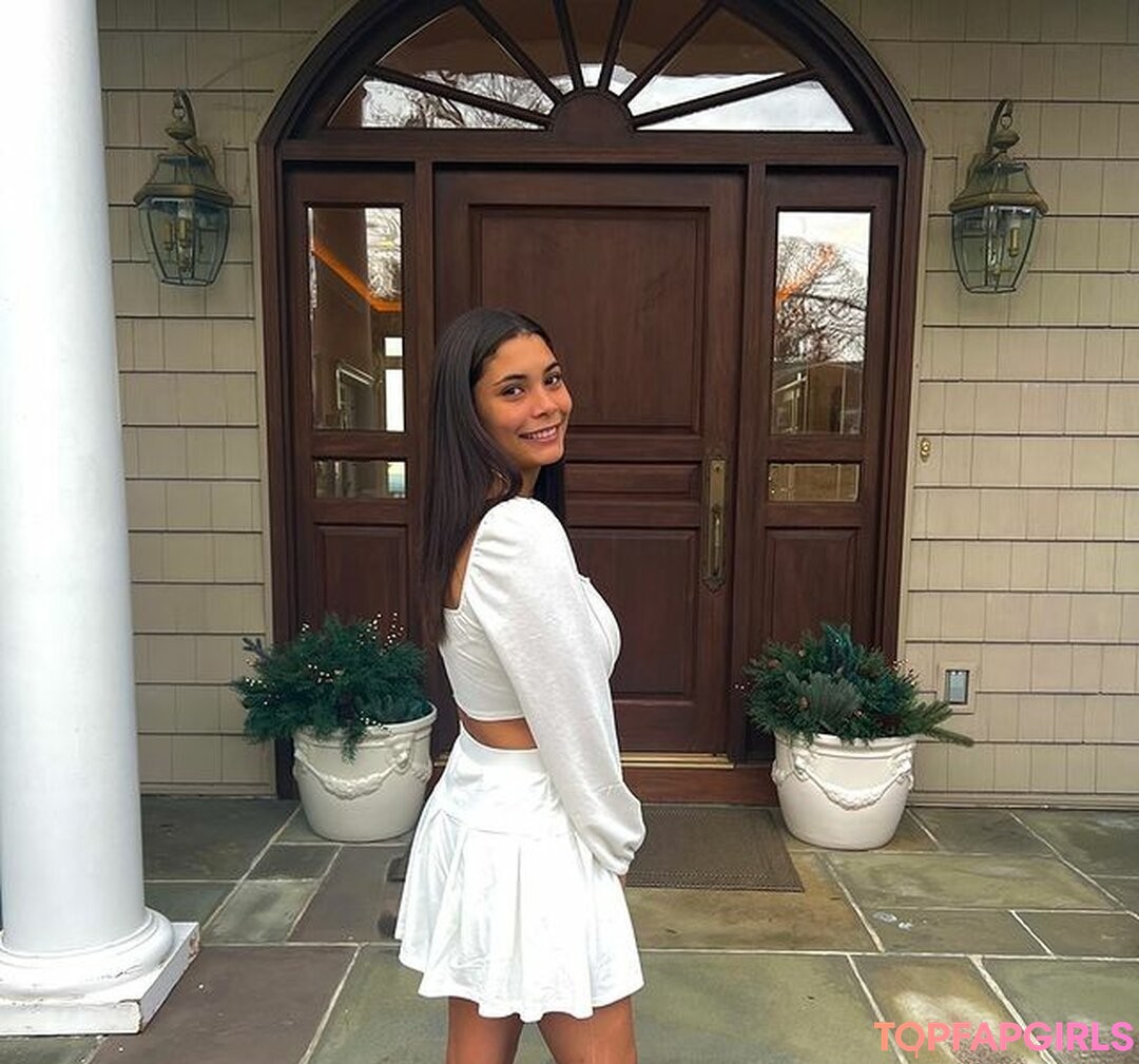 Nicole Fatone perfect star img