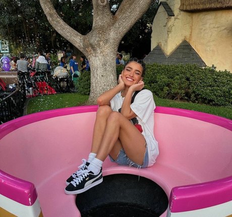 Dixie D Amelio perfect model photo