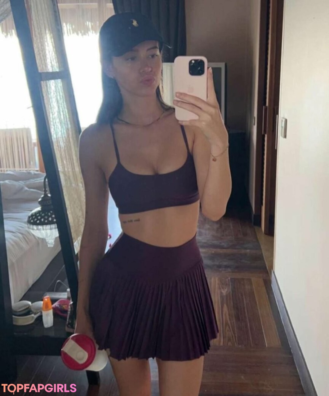 Lea Elui xxx actress gallery