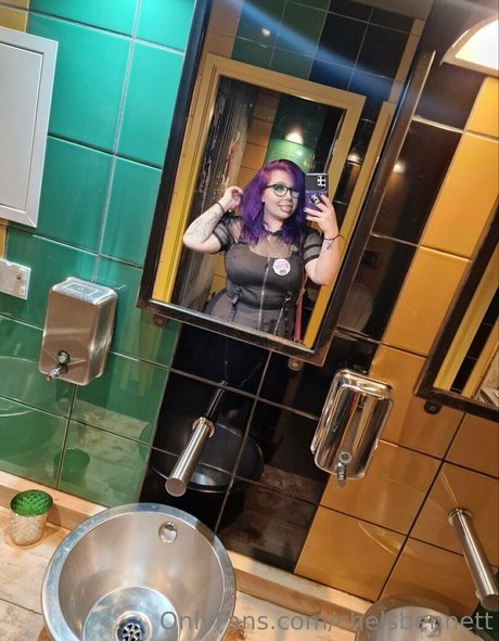 chelsbennett top model pictures