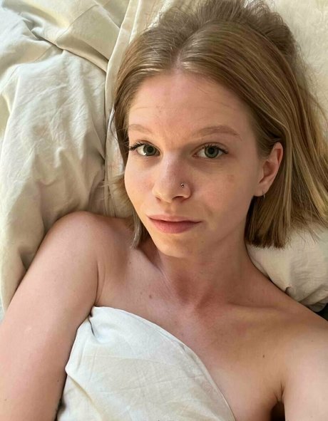 hot wife onlyfans naked image