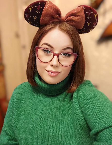 pretty onlyfans hot naked image