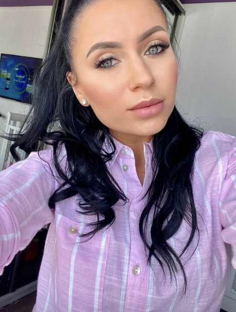 Miagra top profile image