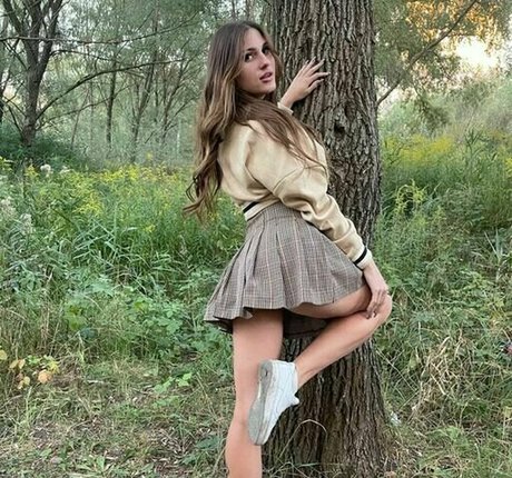 skinny brunette onlyfans free naked archive