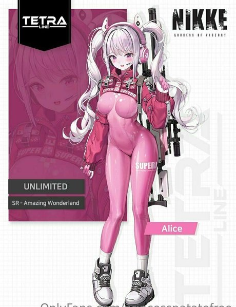 curvy nude onlyfans top image