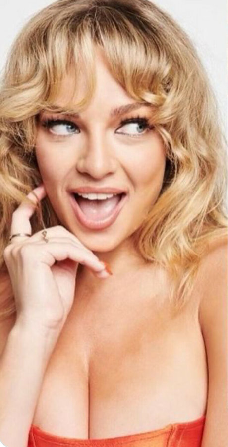 blonde masturbation onlyfans naked pics