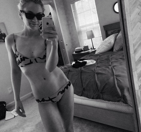 chubby blonde onlyfans hot image