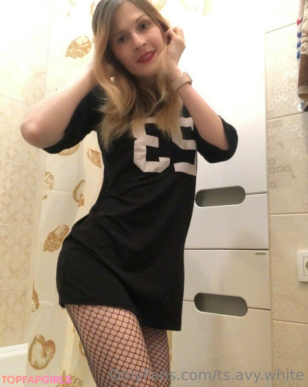 ts avy white model free photo