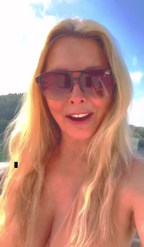 black lesbian onlyfans top pictures