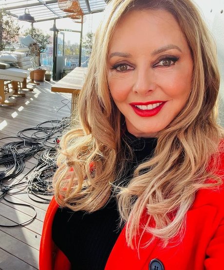 Carol Vorderman adult model galleries