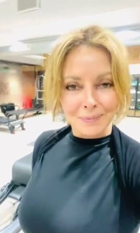Carol Vorderman star sex image