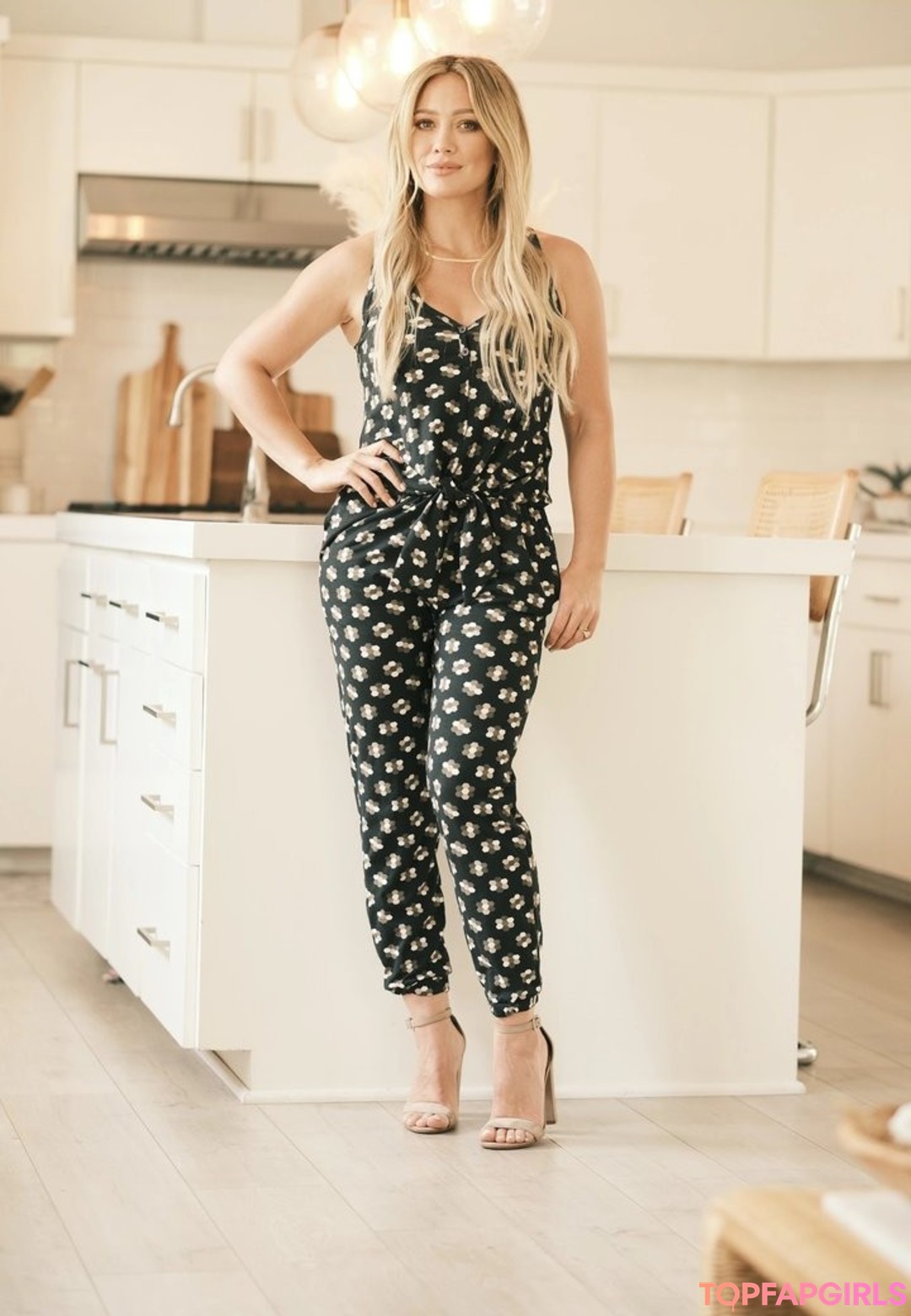 Hilary Duff free model pictures
