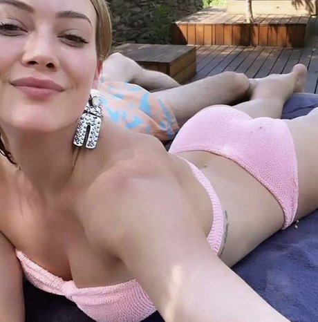 Hilary Duff pornstar sexy pics