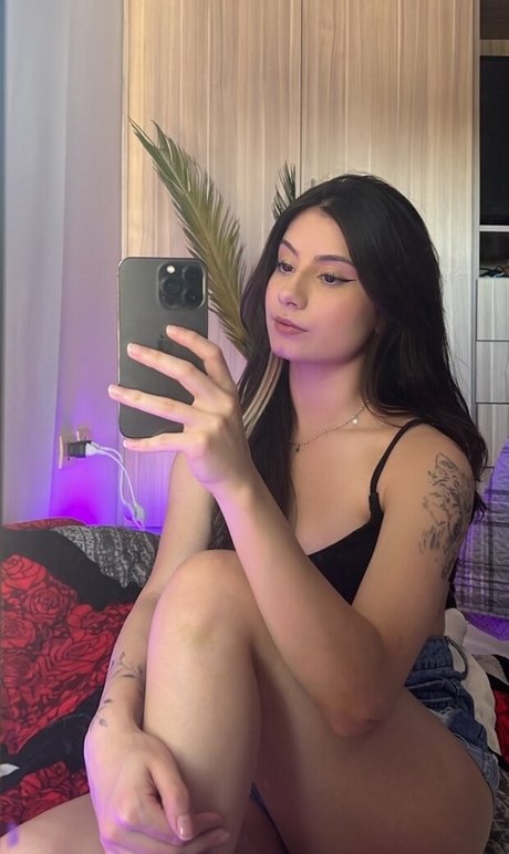 Yayahuz model sexy galleries