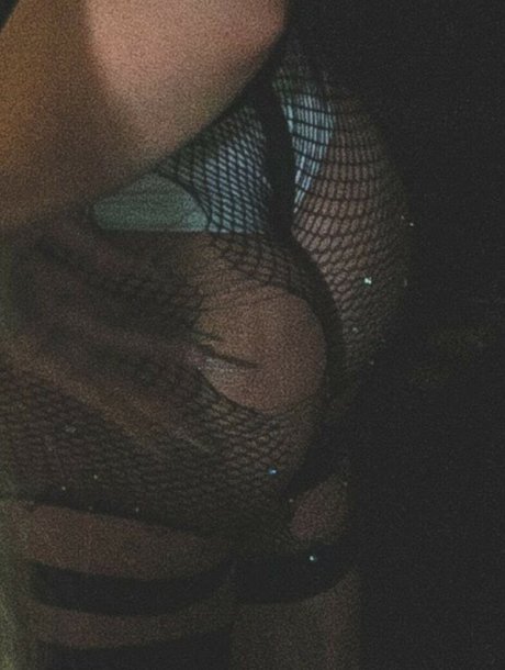 MC Bella Angel adult model photo