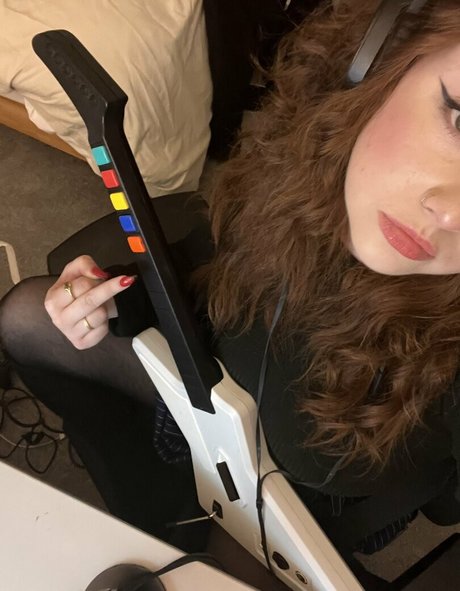 skinny brunette onlyfans sexy nude photos