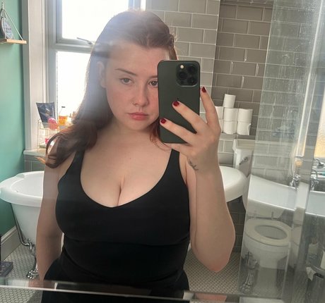 Gemothy pretty model images