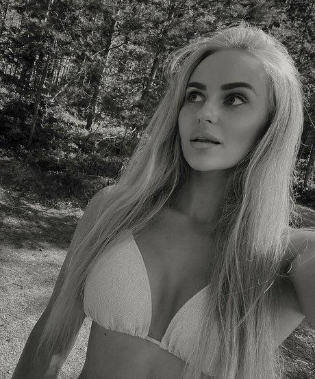 Anna Nystrom free model img