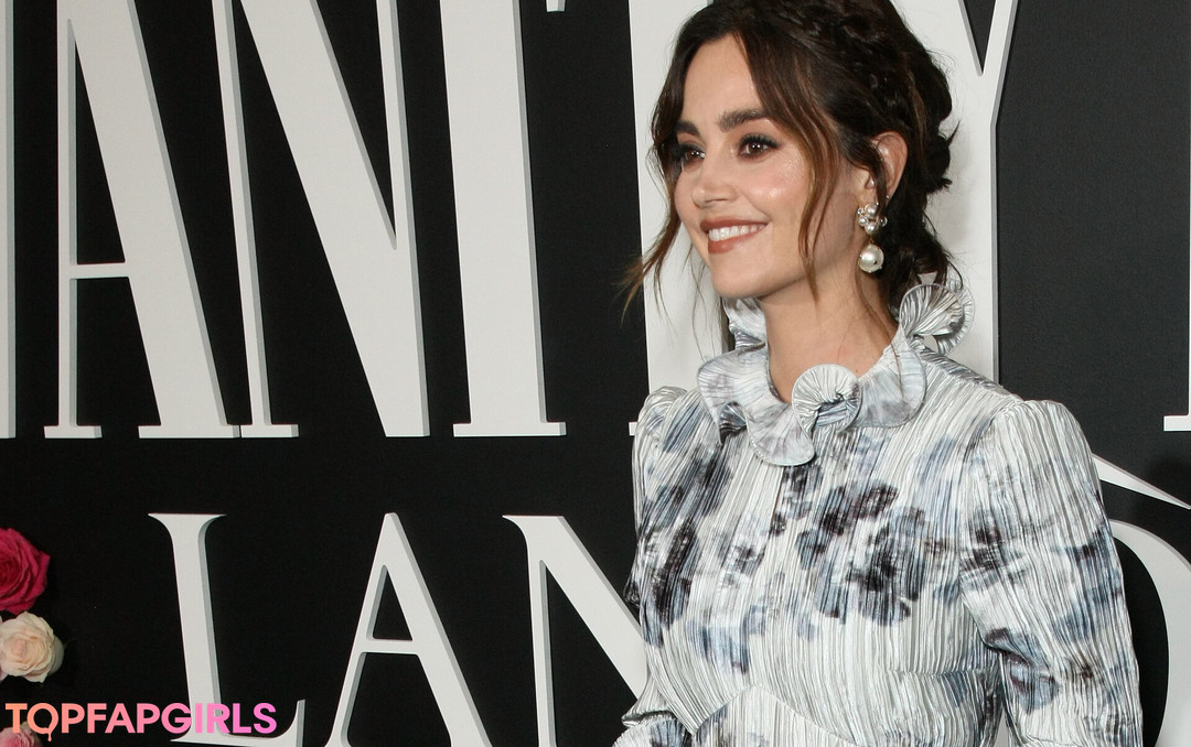 Jenna Coleman nude model pictures