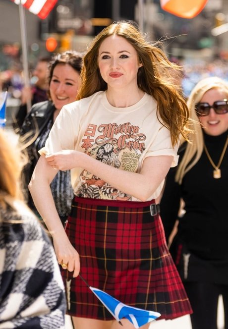 milf strip onlyfans nude pics