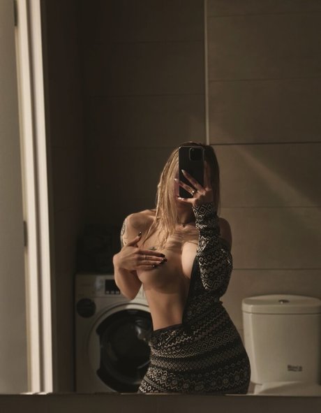 blonde natural onlyfans sexy xxx pics