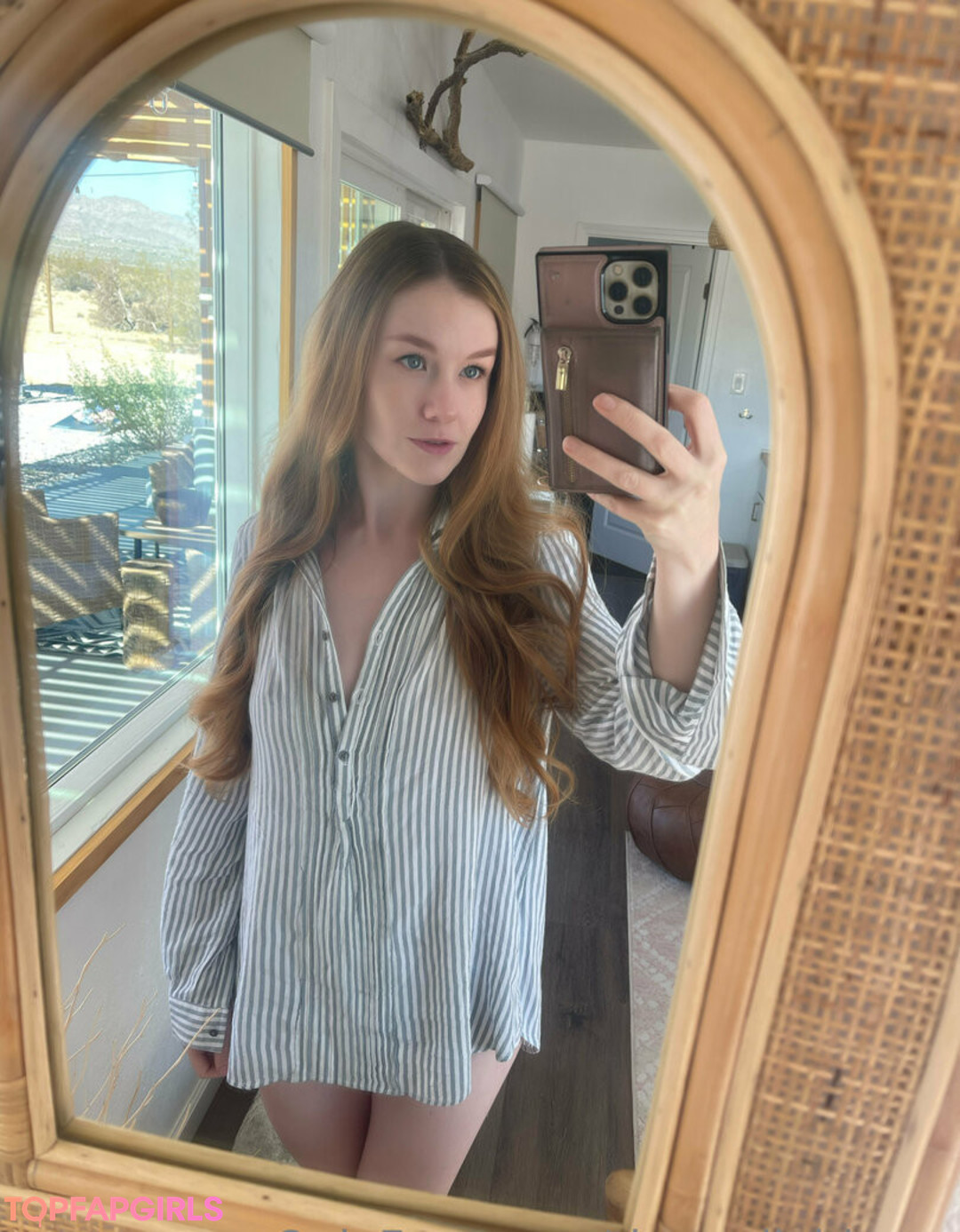 Emily Bloom model pictures