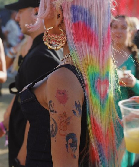 Saweetie sex model pictures