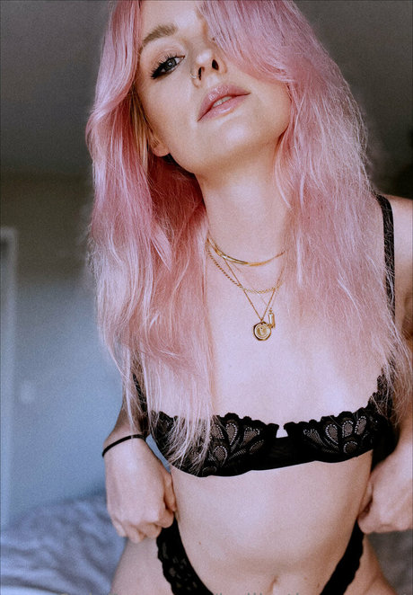 hellbntheavensnt xxx actress gallery