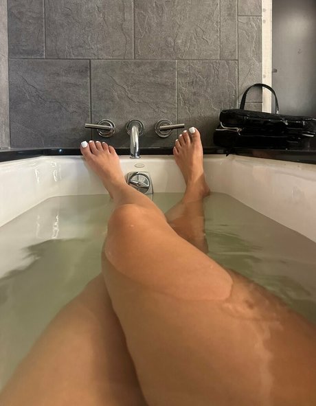 naughtycash star xxx pics