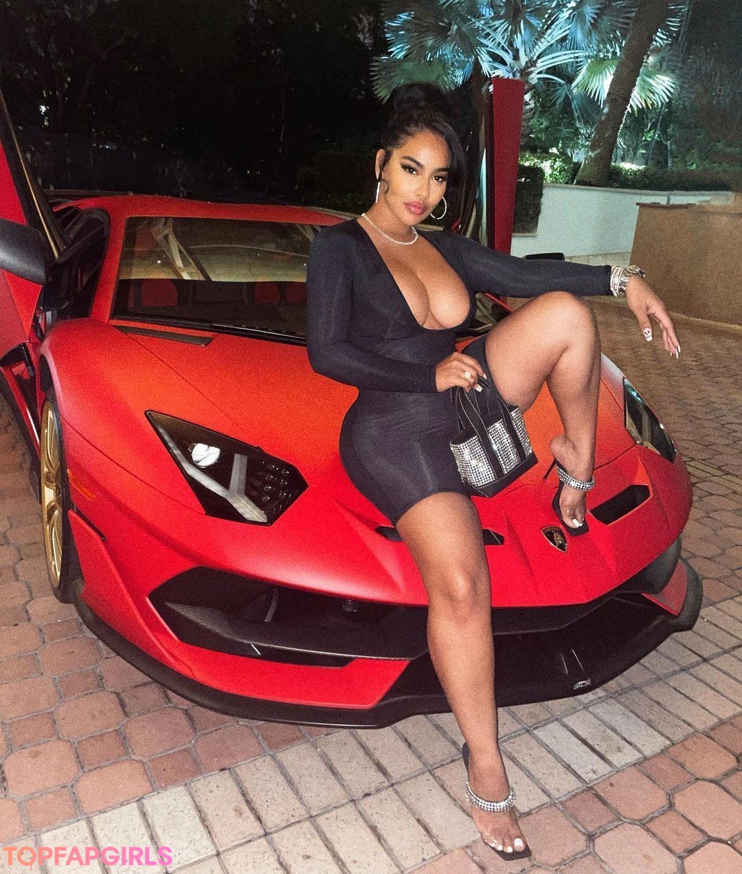 Ayisha Diaz pornstar adult picture