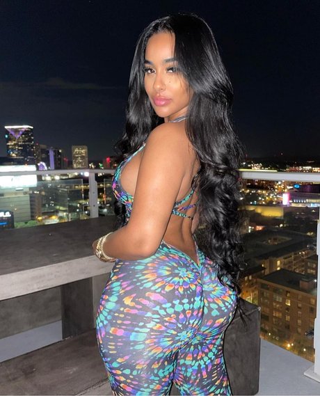 Ayisha Diaz pornstar hot photo