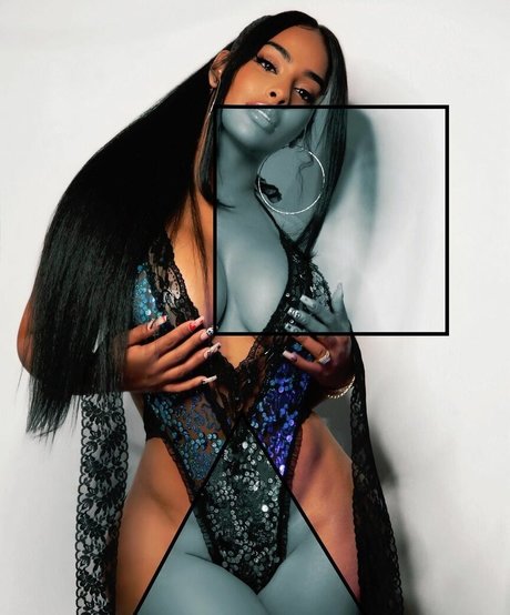 Ayisha Diaz model sexy archive