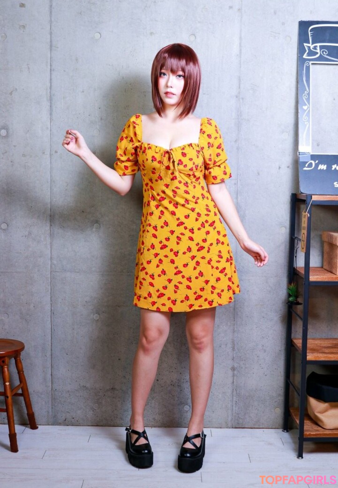Takomayuyi hot model img