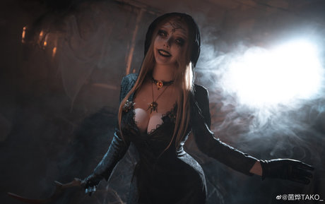 Takomayuyi model nice pictures