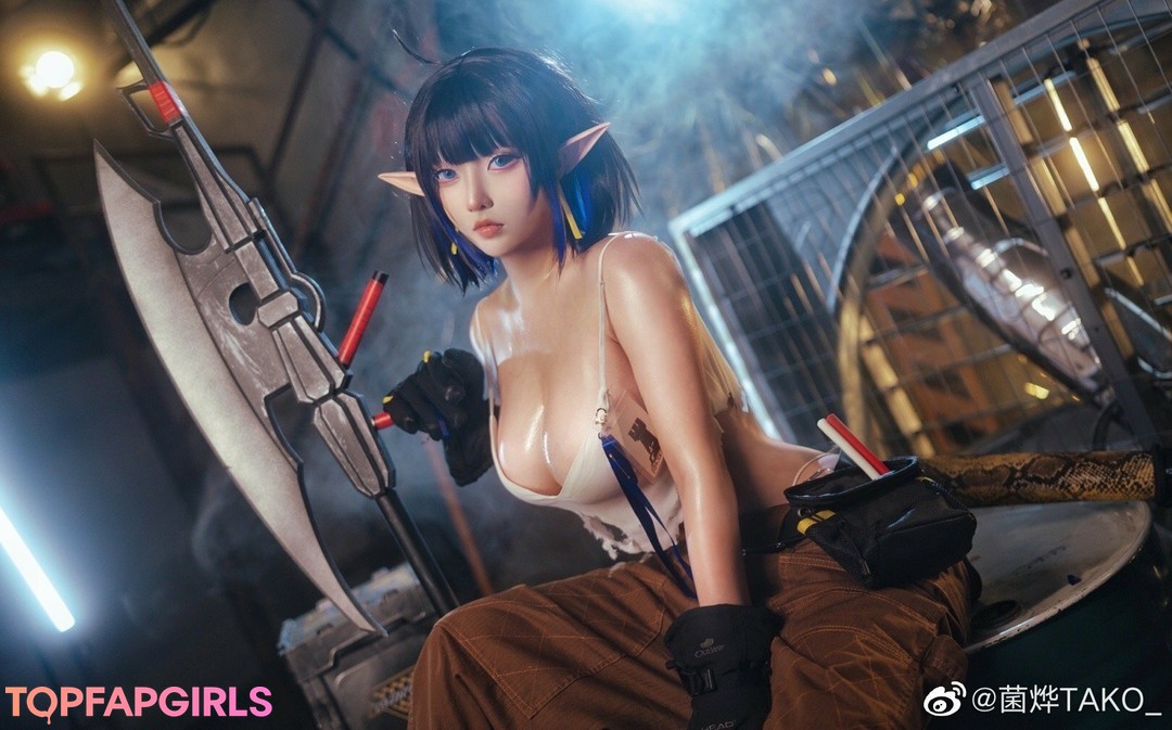 Takomayuyi star nude photos