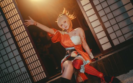 Takomayuyi model pretty photo