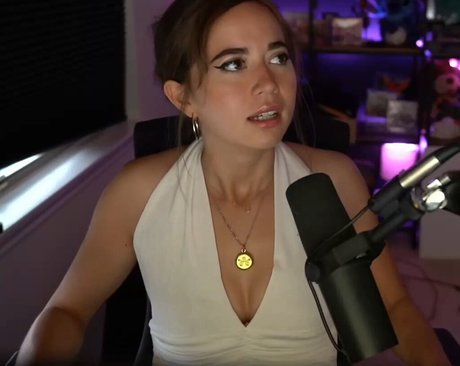 Mayahiga pornstar adult pics