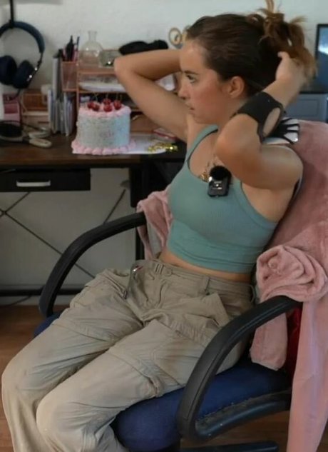 Mayahiga model naked picture