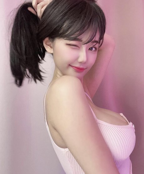 Berry high quality model gallery