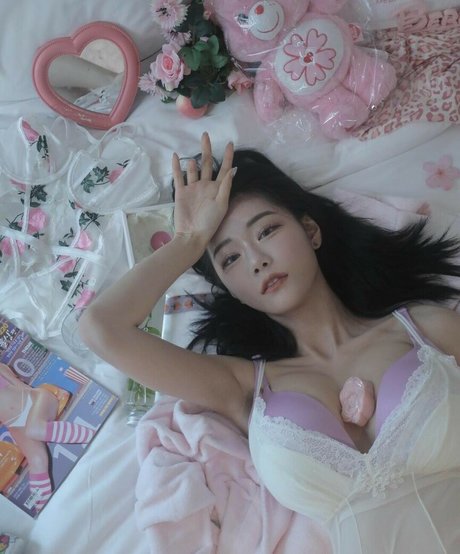 Berry nudes model pictures