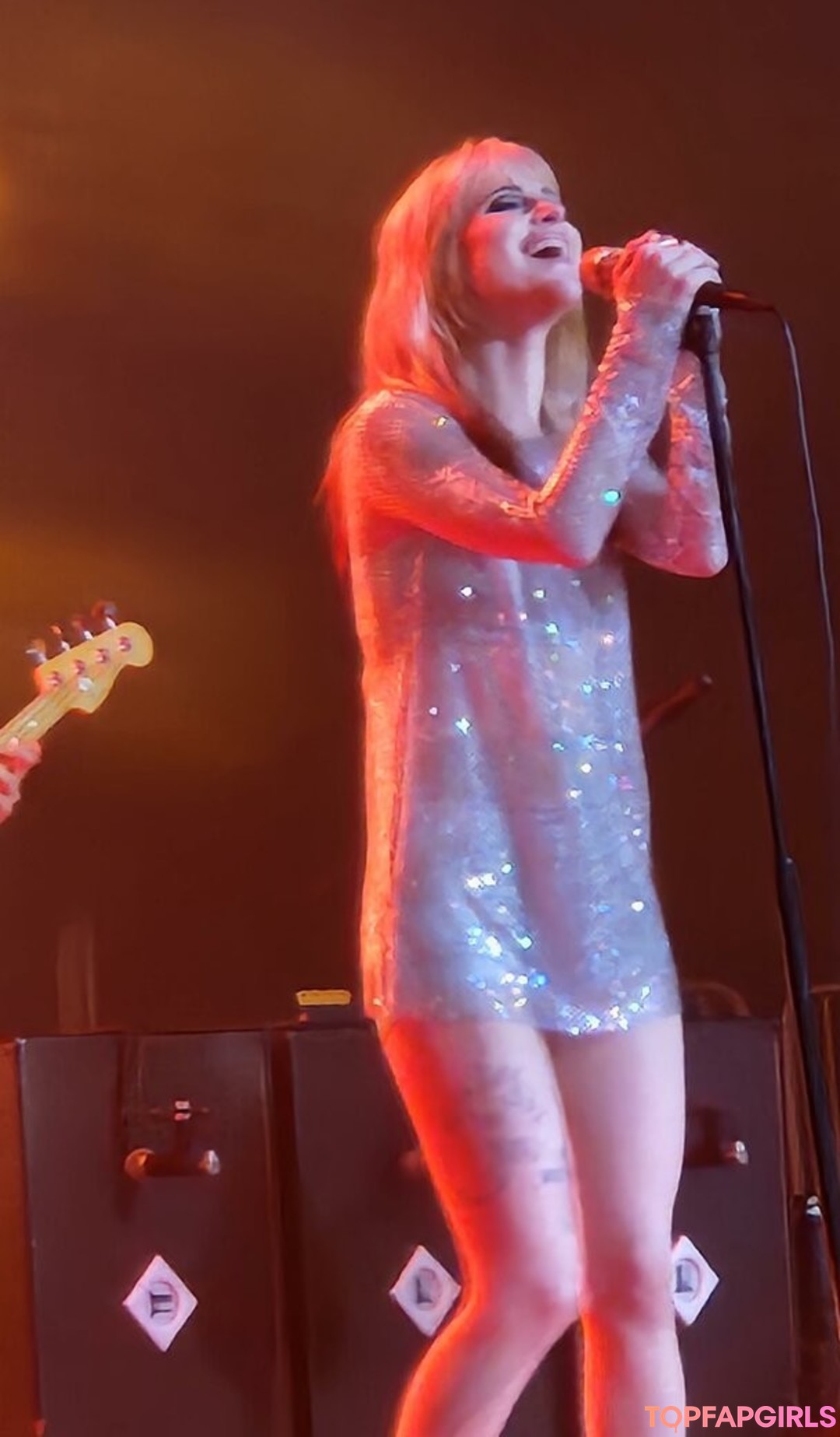 ginger milf onlyfans top pic