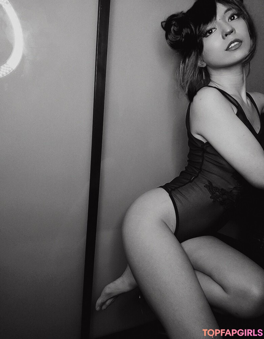 italian milf onlyfans art naked photos