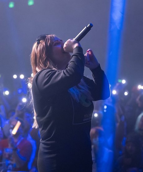 Demondice Karen star adult pictures