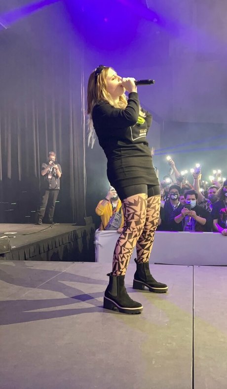 Demondice Karen perfect actress pictures