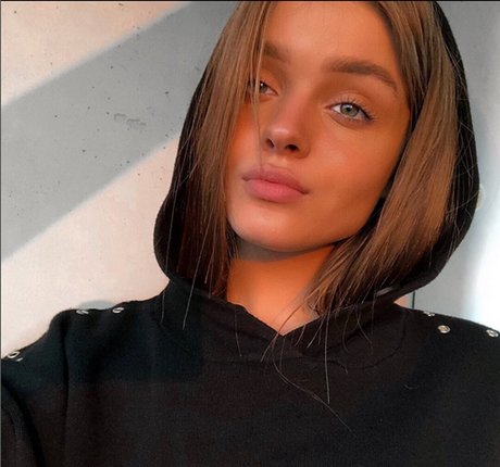 Anna Zak star erotic gallery