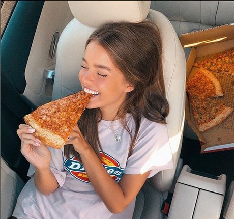 Anna Zak sexy pornstar pics