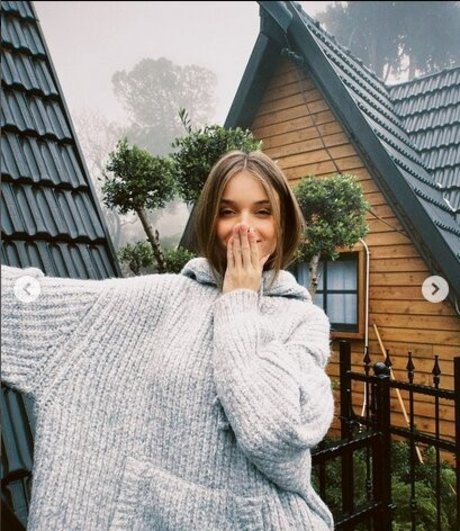 Anna Zak nice actress photos